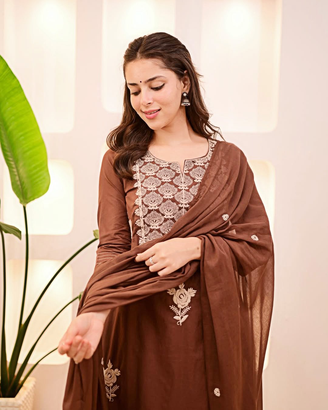 Pure Cotton 60x60 Thread Work Kurta Pant Dupatta Set - Image 4